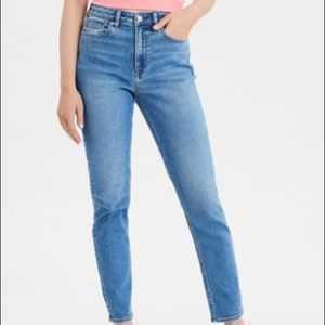 American Eagle Mom Jeans Size 2